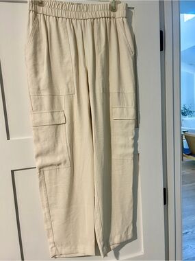 NWOT Rayon Cargo Pants in Cream